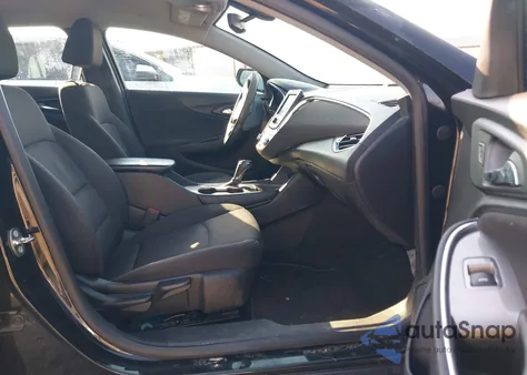 2018 Chevrolet Malibu Lt z USA, uszkodzony, nr VIN 1G1ZD5ST2JF150862